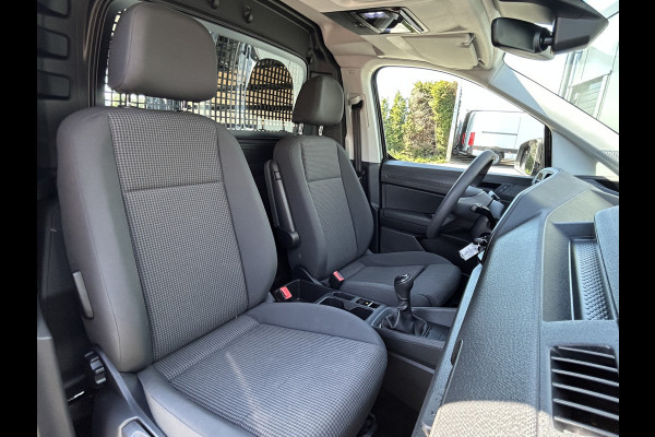Volkswagen Caddy Cargo 2.0 TDI Comfort / L1H1 / 1e EIG. / ZEER COMPLEET / AIRCO / CRUISE / NAVI / CAMERA / APPLE CARPLAY