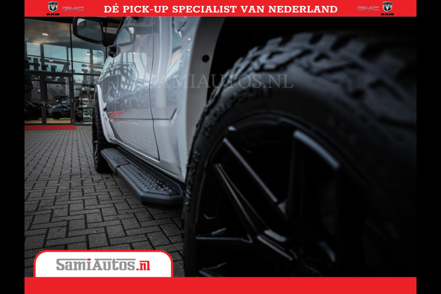 Dodge Ram Laramie Night | Face Lift | 420Pk 636 Nn | Extra Groot Scherm + Passagiers Scherm | Comfortabele Dubbele Cabine met Royale 5 Zitplaatsen | Nu Leverbaar uit Voorraad | Voorraad Nr 2223 - 5047