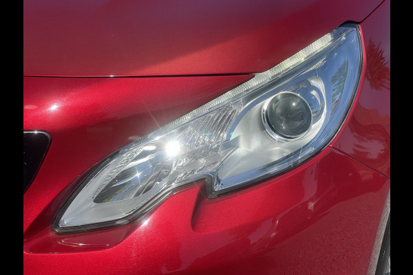 Peugeot 2008 1.2 PureTech Blue Lion 1e Eigenaar,Pano,Navi,Trekhaak,Pdc,110pk,Lmv,Apk tot 04-2026