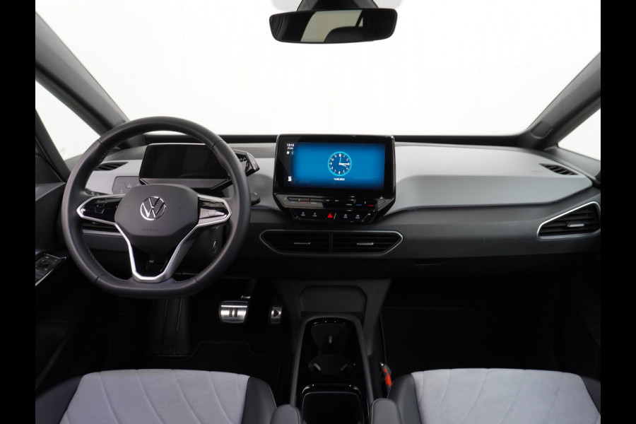 Volkswagen ID.3 58kWh 204PK Navi-Pro Adap.Cruise Lmv 18" Camera Apple Carplay Android Auto Stoel-Stuurverwarming Cruise Control Pdc Dab Keyless  DAB+ Bluetooth Regensensor Rijstrooksensor Verkeersbord detectie €41.600,- Nieuw! Grootste accu