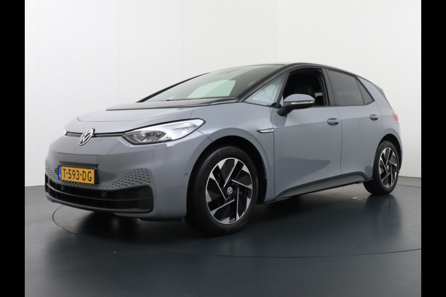 Volkswagen ID.3 58kWh 204PK Navi-Pro Adap.Cruise Lmv 18" Camera Apple Carplay Android Auto Stoel-Stuurverwarming Cruise Control Pdc Dab Keyless  DAB+ Bluetooth Regensensor Rijstrooksensor Verkeersbord detectie €41.600,- Nieuw! Grootste accu