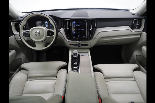 Volvo XC60 2.0 Recharge T8 AWD Inscription | Panoramadak | Pilot Assist | Keyless | Adaptive Cruise | Camera