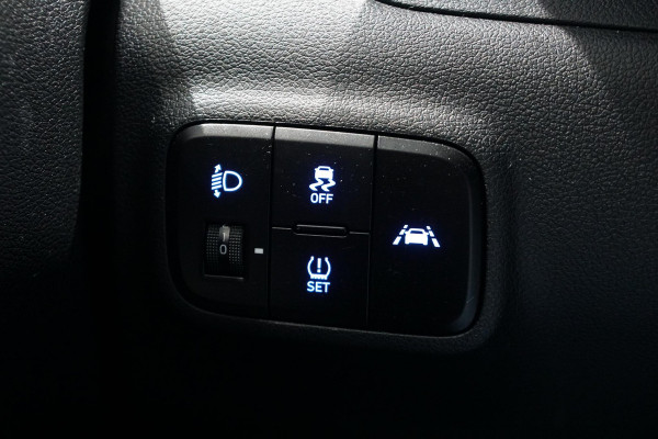 Hyundai i10 1.0 Comfort Smart + CAMERA / CARPLAY / NAVIGATIE