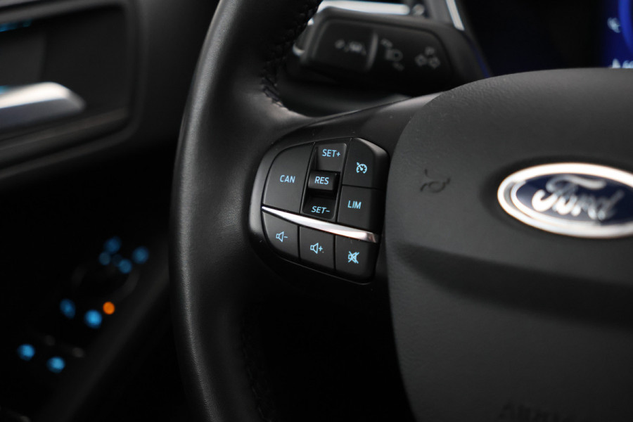 Ford FOCUS Wagon 1.5 EcoBlue ST Line X Headup display, Airco, Achteruitrijcamera, Cruise control