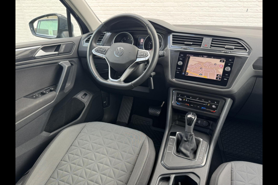 Volkswagen Tiguan 1.5 TSI Led verlichting Camera Clima Adaptieve cruise Stoelverwarming Navigatie