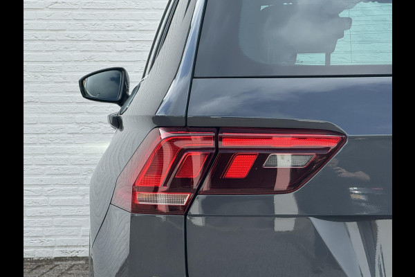 Volkswagen Tiguan 1.5 TSI Led verlichting Camera Clima Adaptieve cruise Stoelverwarming Navigatie