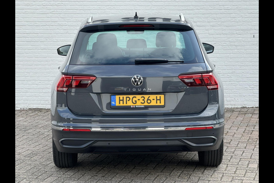 Volkswagen Tiguan 1.5 TSI Led verlichting Camera Clima Adaptieve cruise Stoelverwarming Navigatie
