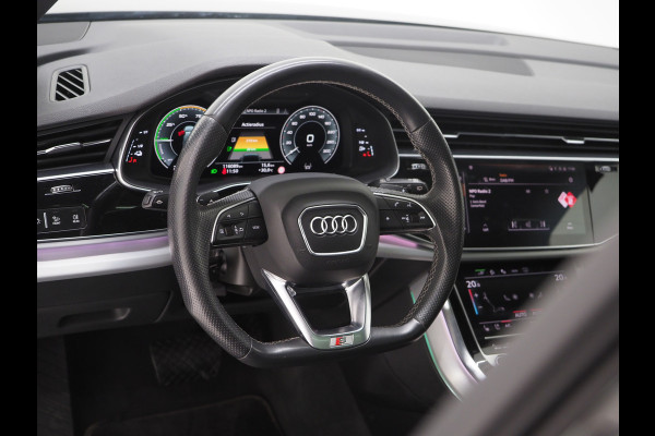 Audi Q7 60 TFSI e quattro Competition | RS Stoelen | Panoramadak | Luchtvering | Massage | 360 | Adaptive Cruise