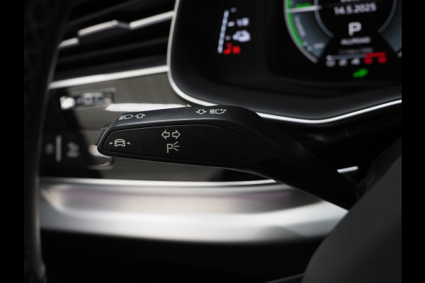 Audi Q7 60 TFSI e quattro Competition | RS Stoelen | Panoramadak | Luchtvering | Massage | 360 | Adaptive Cruise