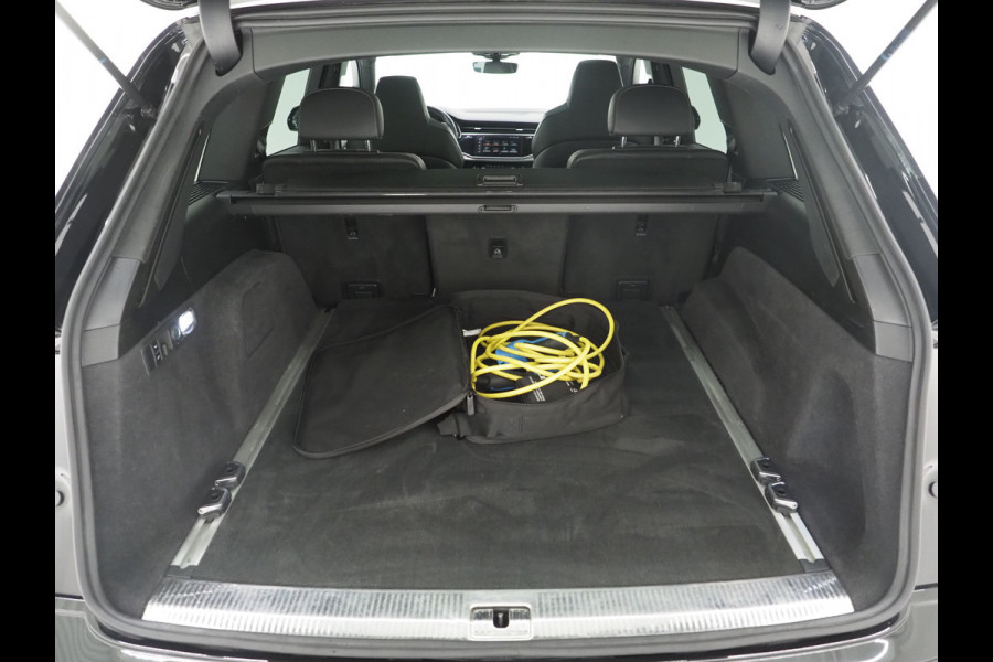 Audi Q7 60 TFSI e quattro Competition | RS Stoelen | Panoramadak | Luchtvering | Massage | 360 | Adaptive Cruise