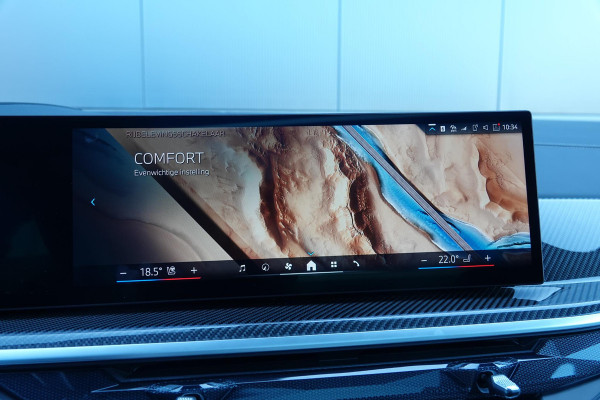BMW X6 xDrive30d *M-Sport Pro / Luchtvering / Harman-Kardon / Stoelventilatie & -massage / Panorama Sky Lounge*
