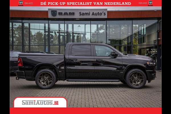 Dodge Ram Laramie Night | Face Lift | 420Pk 636 Nn | Extra Groot Scherm + Passagiers Scherm | Comfortabele Dubbele Cabine met Royale 5 Zitplaatsen | BPM vrij | Nu Leverbaar uit Voorraad | Voorraad Nr  2220 - 5039
