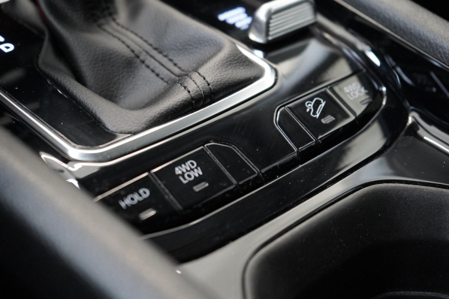 Jeep Compass 4xe 240 Plug-in Hybrid Electric S | Leder | Navigatie | Achteruitrijcamera | Stuurverwarming