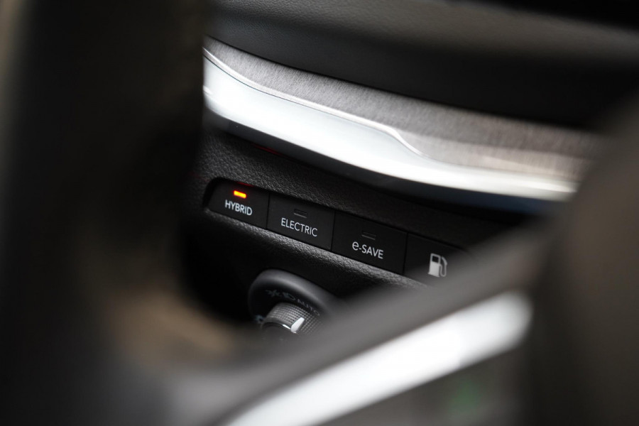 Jeep Compass 4xe 240 Plug-in Hybrid Electric S | Leder | Navigatie | Achteruitrijcamera | Stuurverwarming