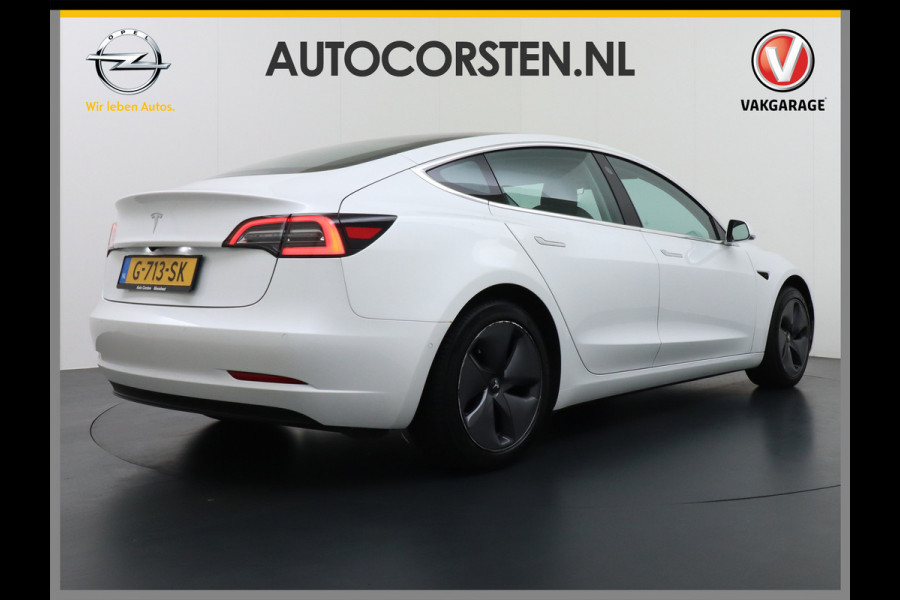Tesla Model 3 RWD SR+ 60kWh 325PK Lmv 18" AutoPilot Leder PanoDak Adaptive-Cruise Lmv Camera's Elektr.-Stuur+Stoelen+Spiegels+Geheugen+Easy-En Navi LED Comfortstoelen ACC DAB Keyless en Voorverwarmen interieur via App One-Pedal-Drive Origineel Nederlandse auto tot 11kw laden thuis! Garantie Accu tot 10-12-2027 max 160.000km 1.584kg licht!