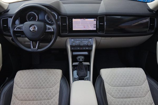 Škoda Kodiaq 2.0 TSI 4x4 / PANODAK / 2x MEMORY / ACC / KEYLESS / CAMERA / 19''