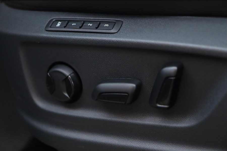 Škoda Kodiaq 2.0 TSI 4x4 / PANODAK / 2x MEMORY / ACC / KEYLESS / CAMERA / 19''