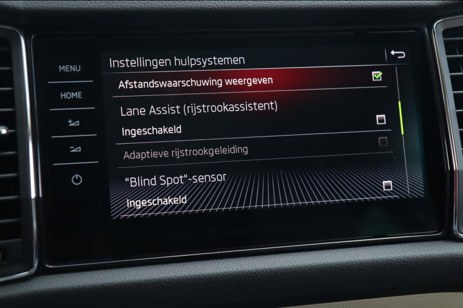 Škoda Kodiaq 2.0 TSI 4x4 / PANODAK / 2x MEMORY / ACC / KEYLESS / CAMERA / 19''