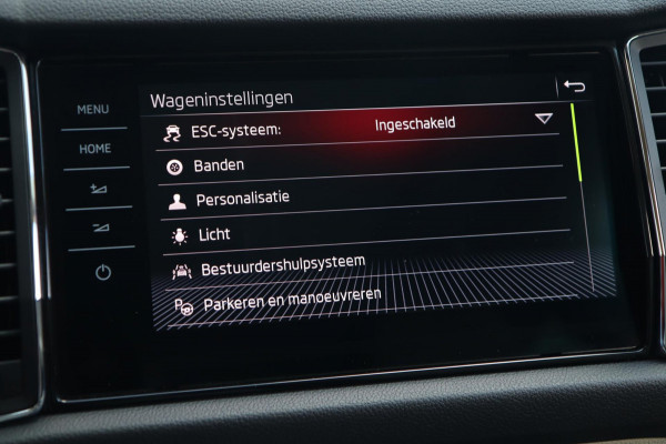 Škoda Kodiaq 2.0 TSI 4x4 / PANODAK / 2x MEMORY / ACC / KEYLESS / CAMERA / 19''