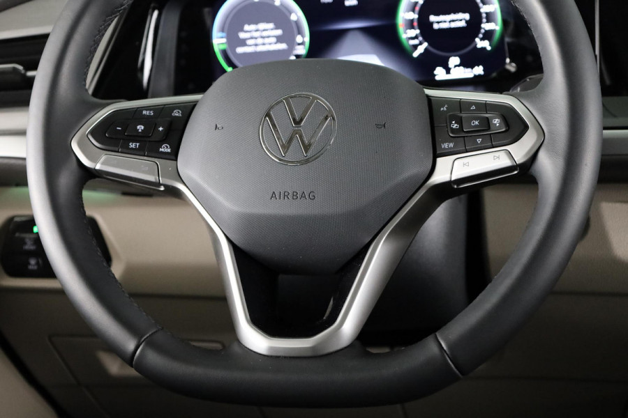 Volkswagen Multivan 1.5 eHybrid L2 Bulli Edition 4Motion 7 persoons | Trekhaak | Assistentiepakket | Verwarmbare voorstoelen
