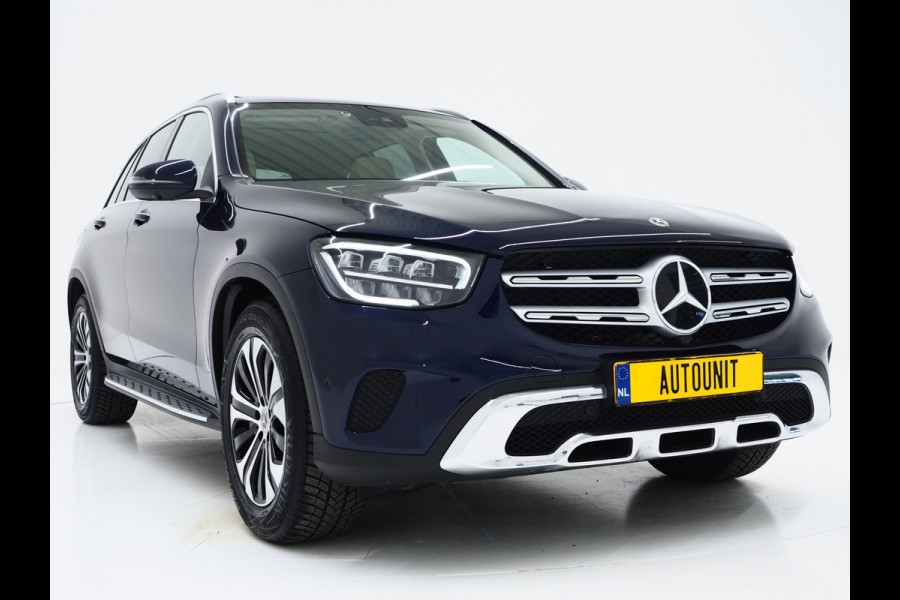 Mercedes-Benz GLC 300e 4MATIC | Panoramadak | Luchtvering | 360 | Keyless | Stoelverwarming | Carplay