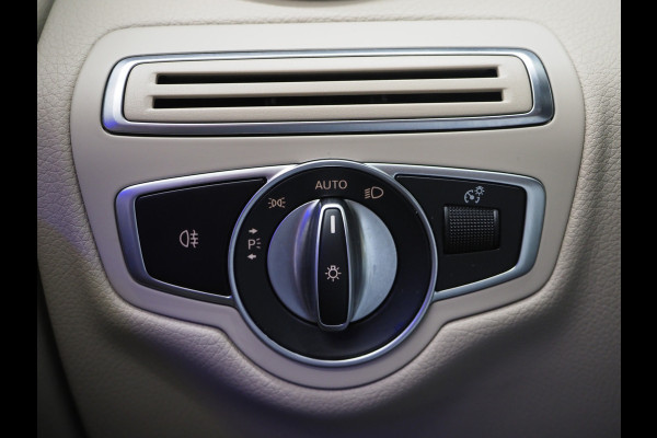 Mercedes-Benz GLC 300e 4MATIC | Panoramadak | Luchtvering | 360 | Keyless | Stoelverwarming | Carplay