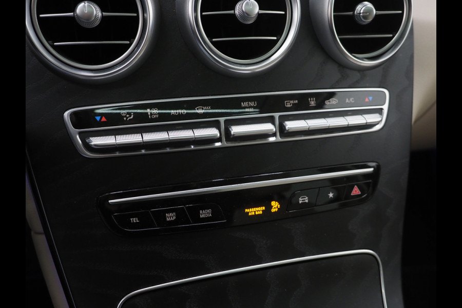 Mercedes-Benz GLC 300e 4MATIC | Panoramadak | Luchtvering | 360 | Keyless | Stoelverwarming | Carplay