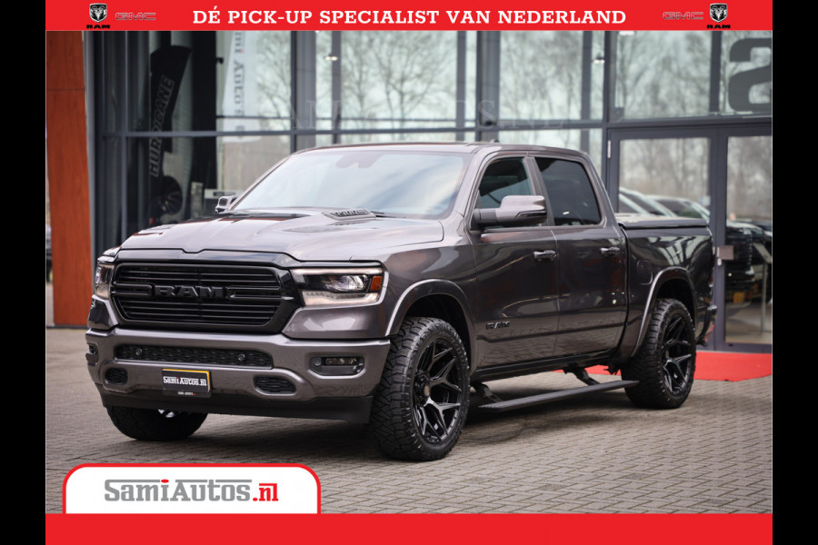 Dodge Ram 1500 Laramie Night 5,7 V8 402PK | Krachtige Hemi | Zeer Rijk Uitgevoerd | Comfortabele Dubbele Cabine met Royale 5 Zitplaatsen | BPM vrij | Nu Leverbaar uit Voorraad | Voorraad Nr 2371 - 2297