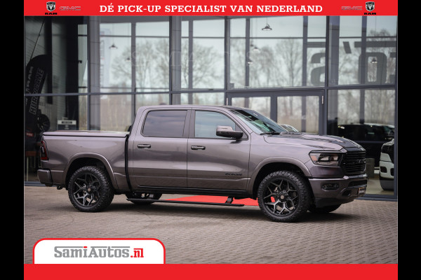 Dodge Ram 1500 Laramie Night 5,7 V8 402PK | Krachtige Hemi | Zeer Rijk Uitgevoerd | Comfortabele Dubbele Cabine met Royale 5 Zitplaatsen | BPM vrij | Nu Leverbaar uit Voorraad | Voorraad Nr 2371 - 2297