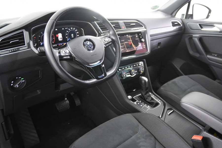 Volkswagen Tiguan 1.5 TSI R-Line DSG *Virtual Cockpit*LED*Camera*