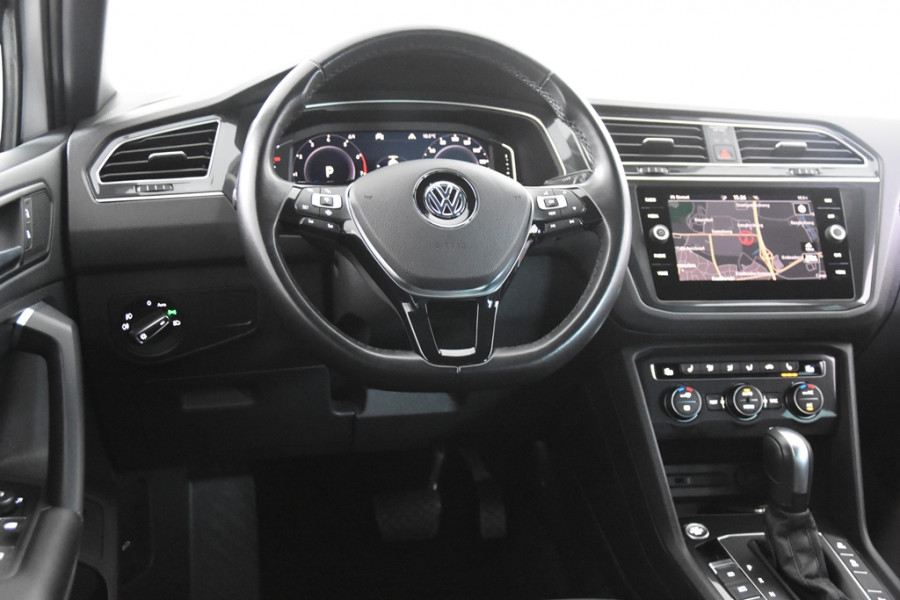 Volkswagen Tiguan 1.5 TSI R-Line DSG *Virtual Cockpit*LED*Camera*