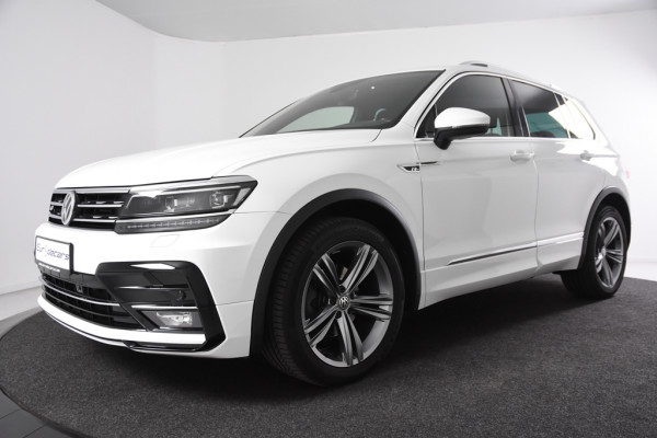 Volkswagen Tiguan 1.5 TSI R-Line DSG *Virtual Cockpit*LED*Camera*