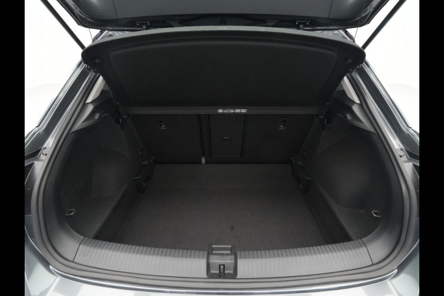 Volkswagen T-Roc 1.5 TSI 150pk DSG Sport Camera Led Keyless Stoelverwarming