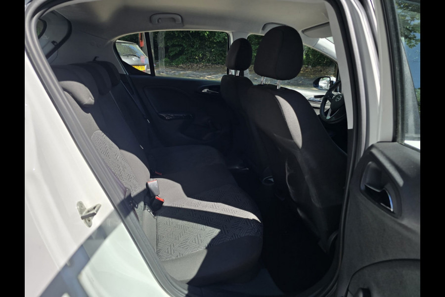 Opel Corsa 1.4 Favourite | 1E EIGENAAR | 12MND GARANTIE | AIRCO | NAVI | CRUISE