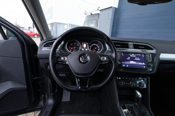 Volkswagen Tiguan 2.0 TDI Highline nieuwe distributie en 4nieuwe banden