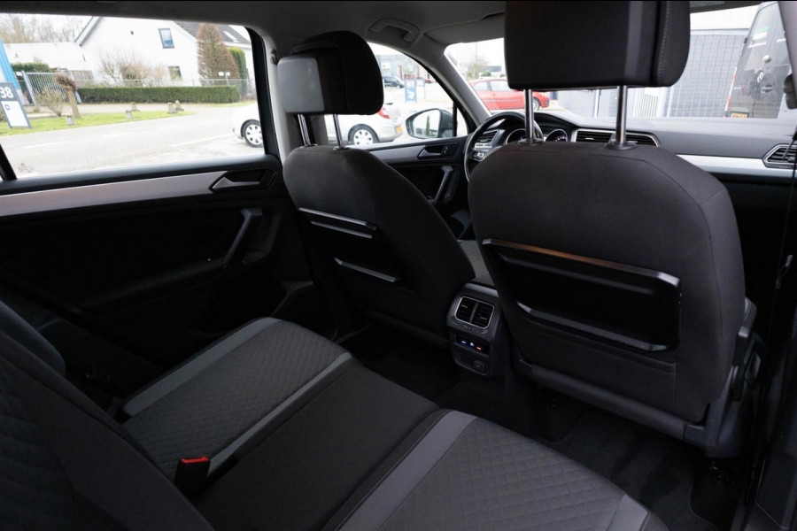 Volkswagen Tiguan 2.0 TDI Highline nieuwe distributie en 4nieuwe banden