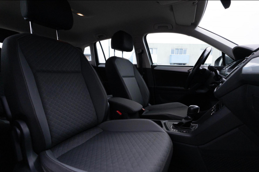 Volkswagen Tiguan 2.0 TDI Highline nieuwe distributie en 4nieuwe banden