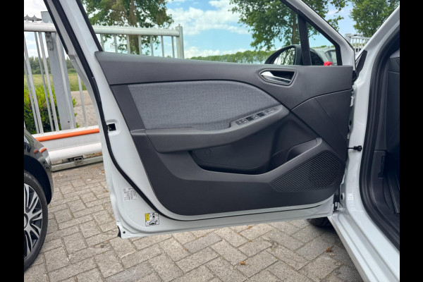 Renault Clio 1.0 TCe ECO-G 100 Techno Automaat STOEL & STUURVERW. / CAMERA / NAVI / CRUISE / CLIMA / CARPLAY / PDC