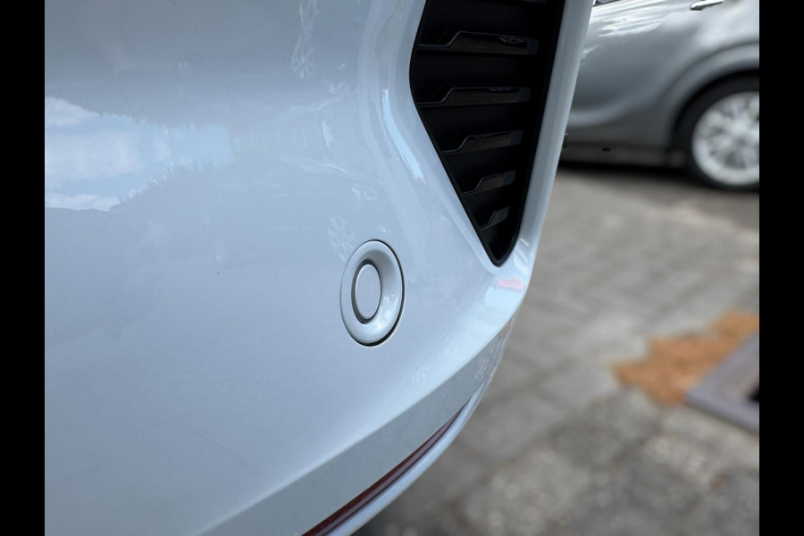 Renault Clio 1.0 TCe ECO-G 100 Techno Automaat STOEL & STUURVERW. / CAMERA / NAVI / CRUISE / CLIMA / CARPLAY / PDC