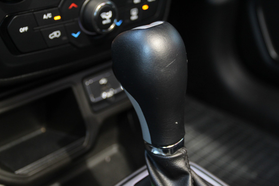 Jeep Renegade 1.3T-e Limited Automaat | Panoramadak | Trekhaak | Camera | Cruise