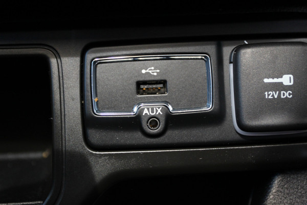 Jeep Renegade 1.3T-e Limited Automaat | Panoramadak | Trekhaak | Camera | Cruise