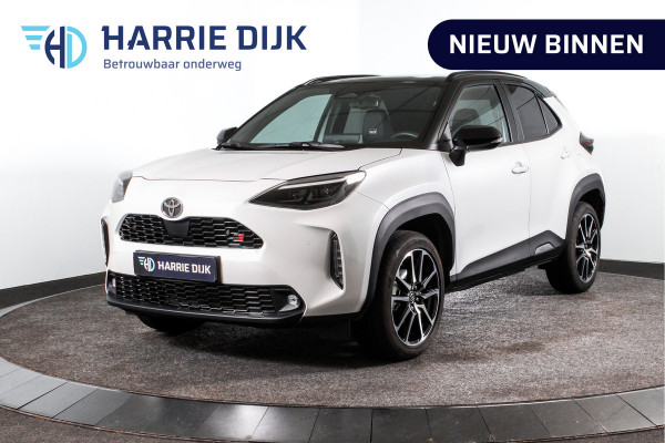 Toyota Yaris Cross 1.5 Hybrid 130 GR Sport Automaat (Nieuw model) | Dig.Cockpit | Adapt.Cruise | Head-up | Stoel+Stuurverw. | 360 Camera | PDC + NAV + App.Connect (Draadloos) | ECC | LM 18" | 3478