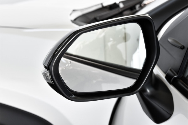 Toyota Yaris Cross 1.5 Hybrid 130 GR Sport Automaat (Nieuw model) | Dig.Cockpit | Adapt.Cruise | Head-up | Stoel+Stuurverw. | 360 Camera | PDC + NAV + App.Connect (Draadloos) | ECC | LM 18" | 3478
