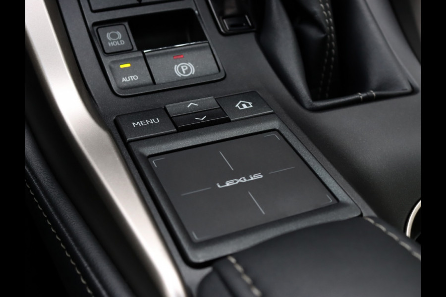 Lexus NX 300h AWD President Line | Mark Levinson | Stoelventialtie | 360
