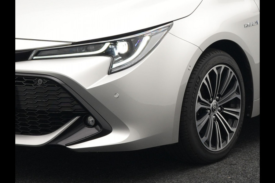 Toyota Corolla Touring Sports 2.0 Hybrid Dynamic 181pk | Adaptive Cruise | LED | Carplay | Stuur & Stoelverwarming | Camera | DAB |