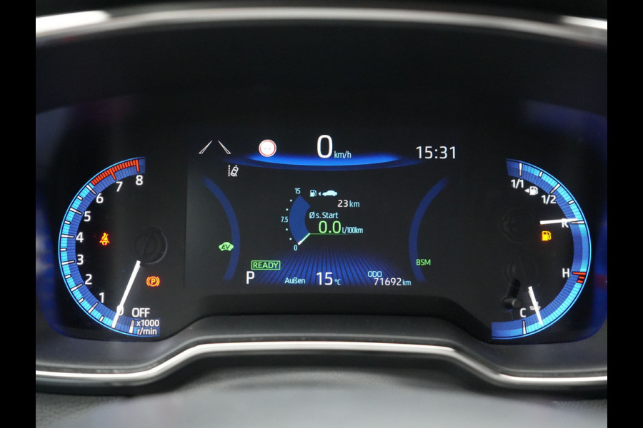 Toyota Corolla Touring Sports 2.0 Hybrid Dynamic 181pk | Adaptive Cruise | LED | Carplay | Stuur & Stoelverwarming | Camera | DAB |