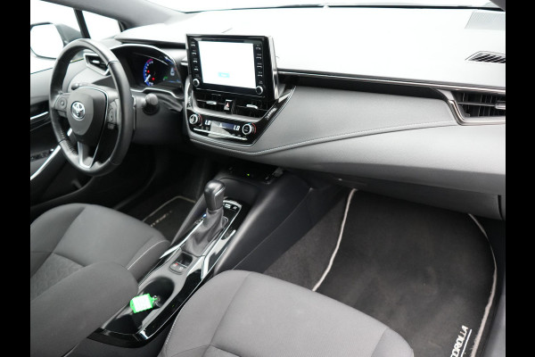 Toyota Corolla Touring Sports 2.0 Hybrid Dynamic 181pk | Adaptive Cruise | LED | Carplay | Stuur & Stoelverwarming | Camera | DAB |