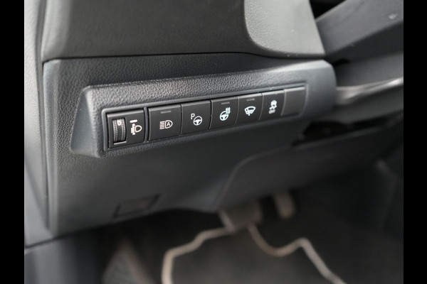 Toyota Corolla Touring Sports 2.0 Hybrid Dynamic 181pk | Adaptive Cruise | LED | Carplay | Stuur & Stoelverwarming | Camera | DAB |