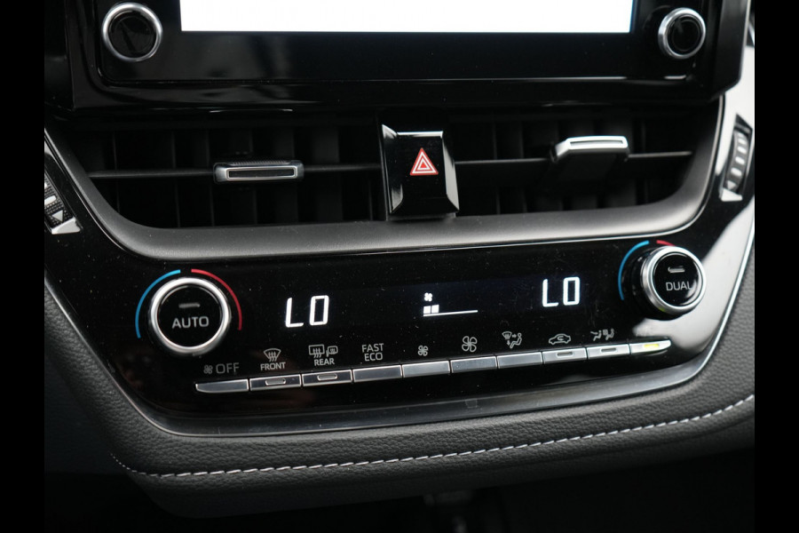 Toyota Corolla Touring Sports 2.0 Hybrid Dynamic 181pk | Adaptive Cruise | LED | Carplay | Stuur & Stoelverwarming | Camera | DAB |