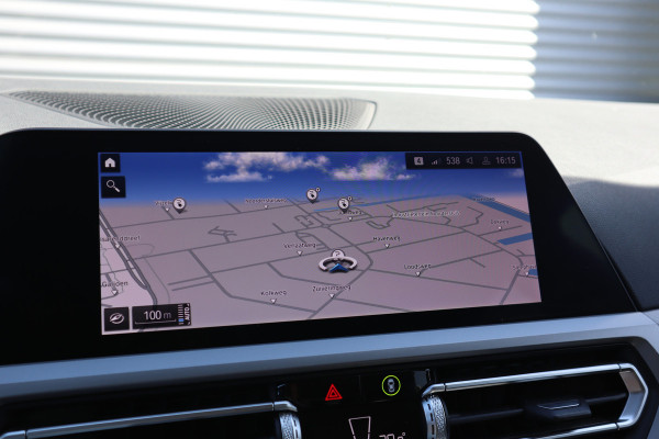BMW 3 Serie Touring 330e eDrive Edition Leder / Adaptieve Cruise / Elec Stoelen / Stoel verwarm / 1e eigenaar / NL-Auto